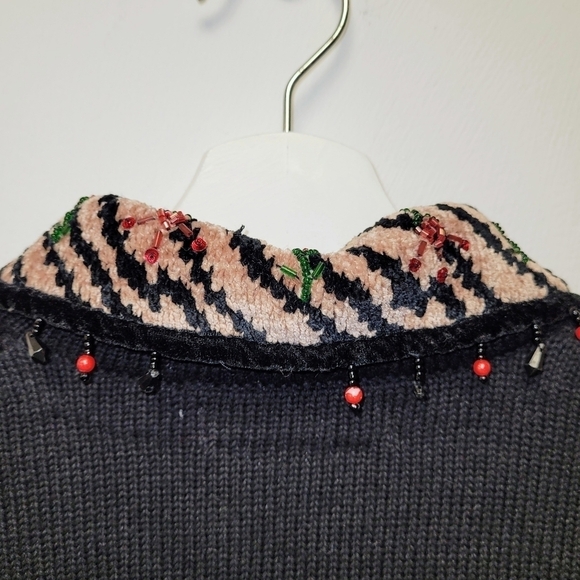 Jack B.Quick Vintage Chenille Beaded Animal Print Christma Sweater Sized S - Picture 10 of 13